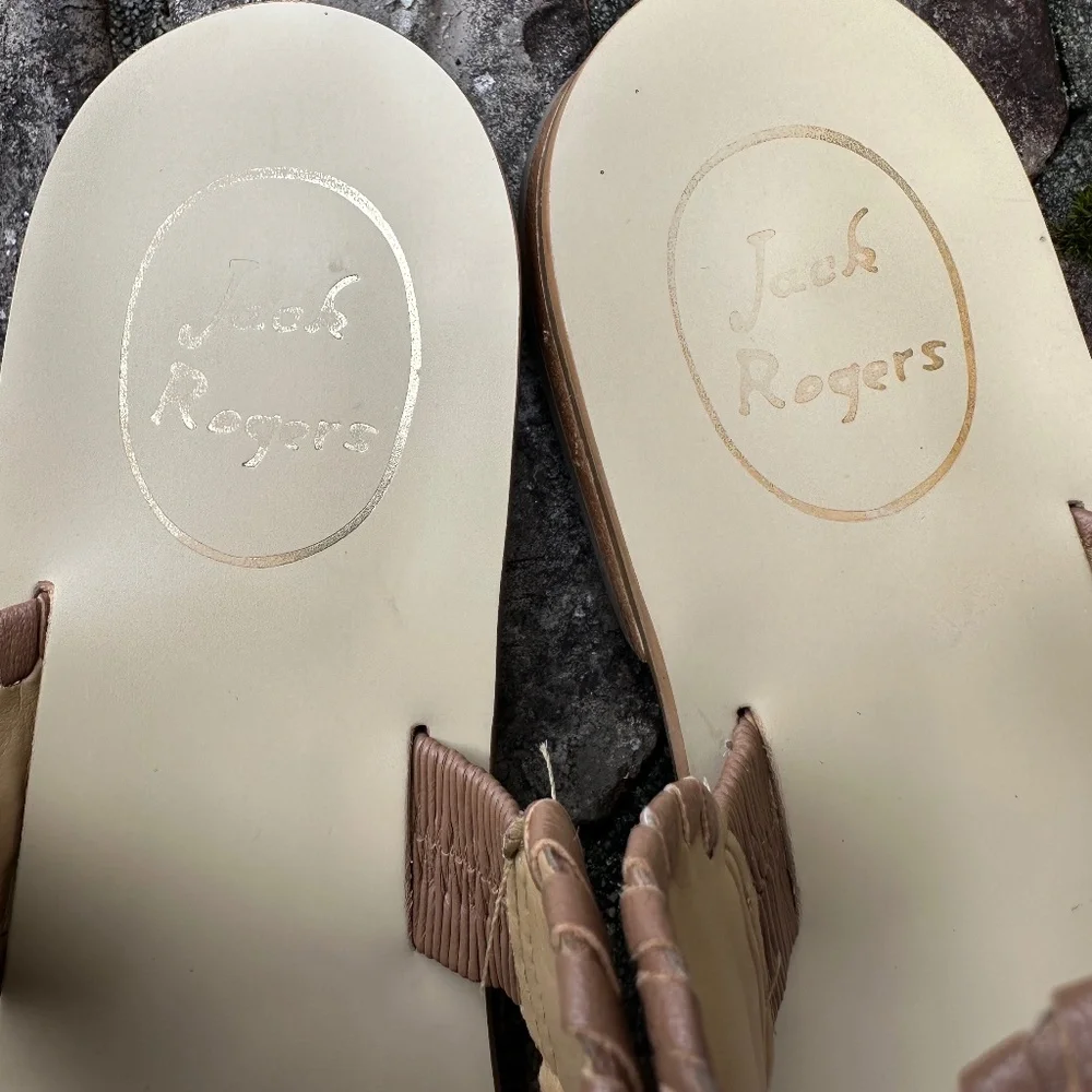 Jack Rogers Brown Leather Medallion 2 Strap Sandals, Size: 9 - Picture 3 of 7